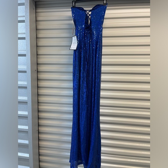 Blue Sequin Evening Gown - Picture 4 of 4
